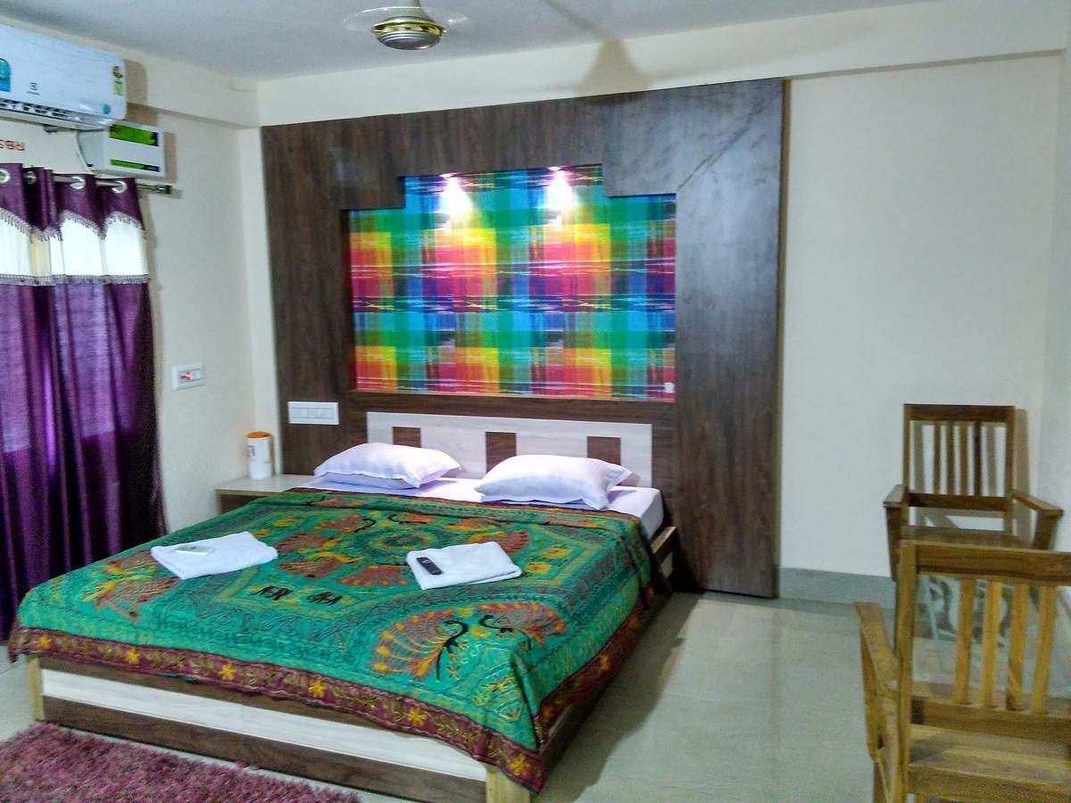 Hotel Sun Plaza-Near Konark Sun Temple- Couple Friendly-Best Choice Of Travellers Exterior foto